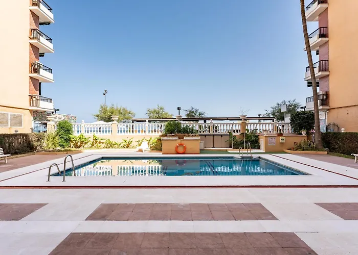 Malagasuite Golden Views * Fuengirola