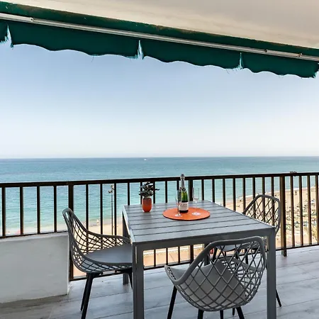 Malagasuite Golden Views شقة فوينخيرولا