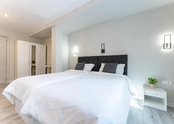 Malagasuite Golden Views