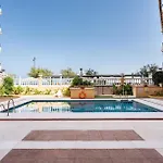 Malagasuite Golden Views * Fuengirola