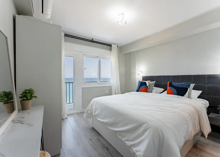 דירה Malagasuite Golden Views