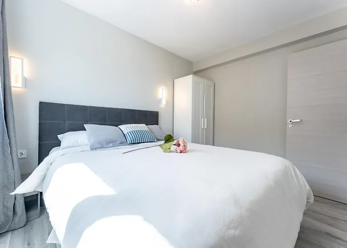 דירה Malagasuite Golden Views *